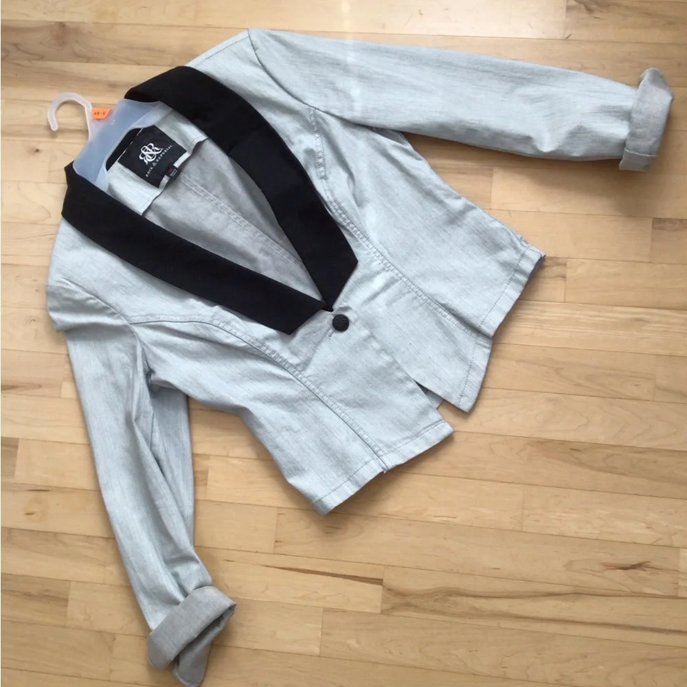 Rock & Republic Women's Gray Blazer with Black Collar - Picture 12 of 12